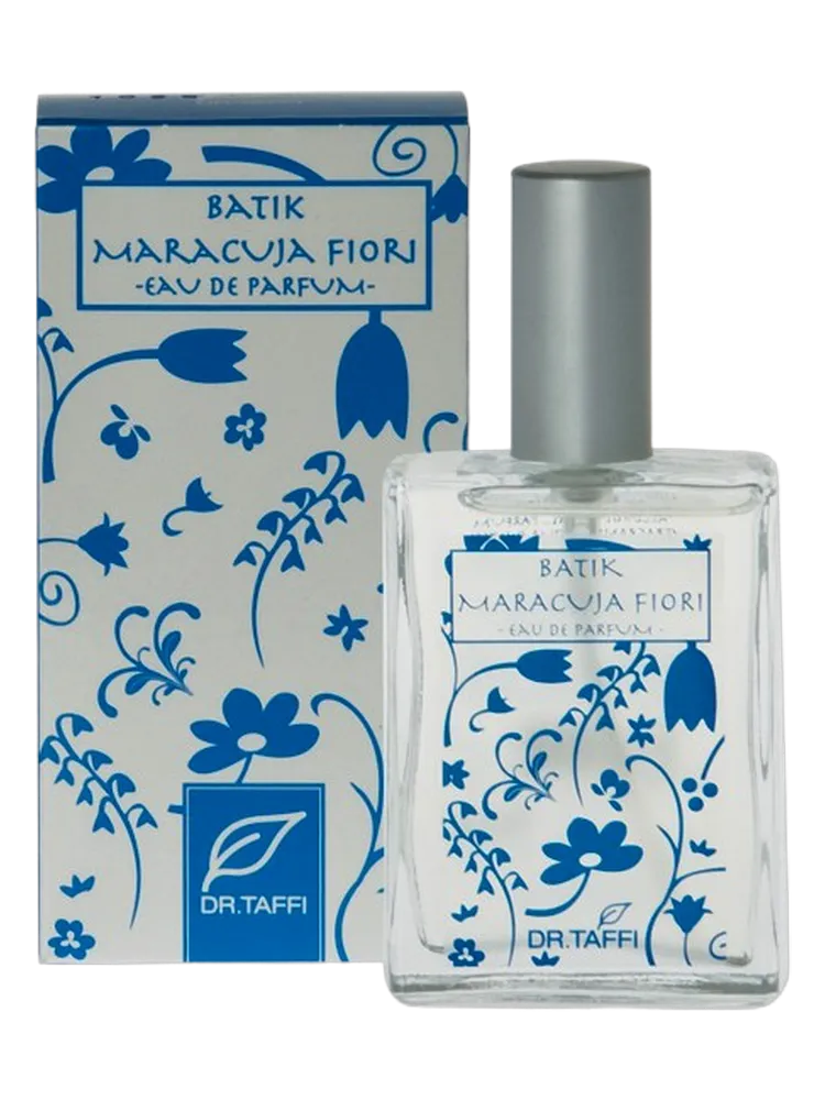 Batik Maracuja Flowers by Dr. Taffi